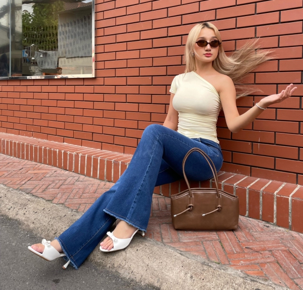 SableX Quần Jean Ống Loe Denim Basic Xanh Đậm, Form Chuẩn, Tôn Dáng có đủ size XS-XL mã SB001LOE