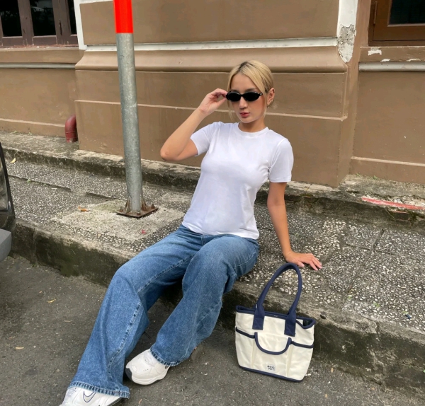 Quần Jean Ống Rộng 25cm Unisex Chất Liệu Denim Cao Cấp Form Suông Rộng Tôn Dáng Phù Hợp Nam/Nữ Dễ Phối Đồ